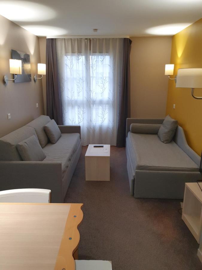 Appartements 4 A 5 Personnes - Val D'Europe Proche Disneyland セリ エクステリア 写真